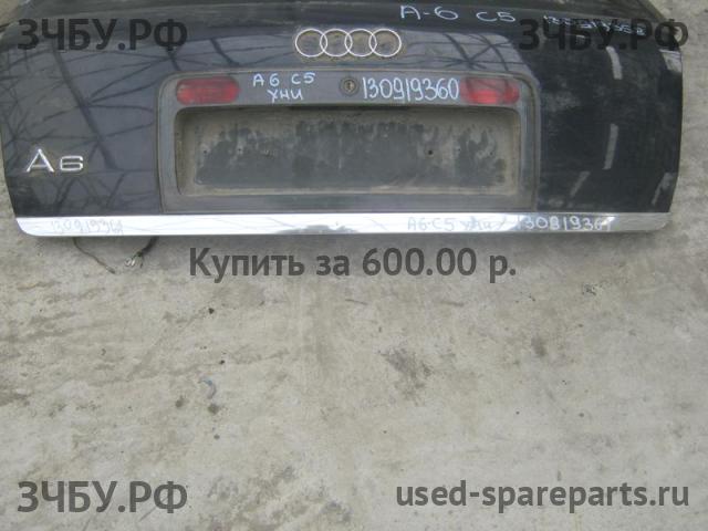 Audi A6 [C5] Накладка на дверь багажника