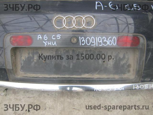 Audi A6 [C5] Накладка на дверь багажника