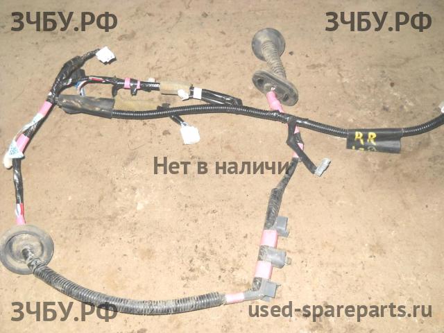 Toyota Land Cruiser 120 (PRADO) Проводка двери задней правой