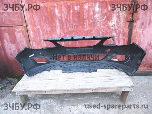 Opel Astra J Бампер передний