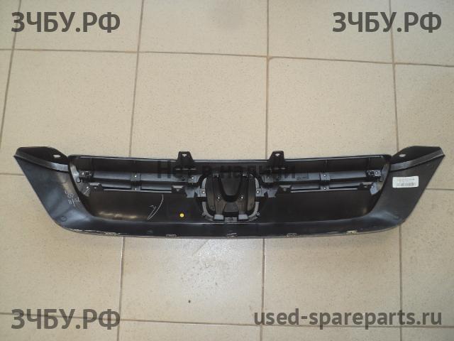 Honda CR-V 3 Решетка радиатора