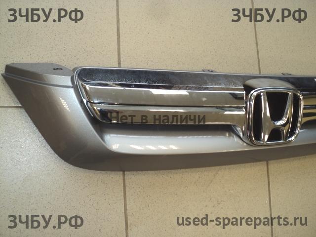 Honda CR-V 3 Решетка радиатора