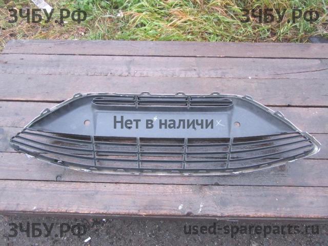 Ford C-MAX 2 Решетка в бампер