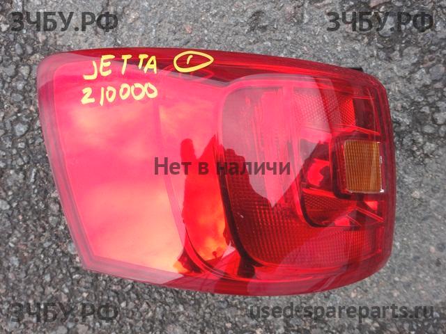 Volkswagen Jetta 6 Фонарь левый