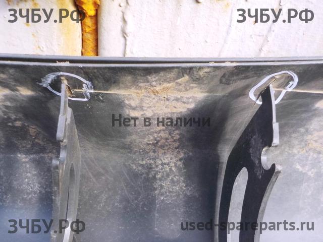 Toyota Hi Ace (4) Бампер передний