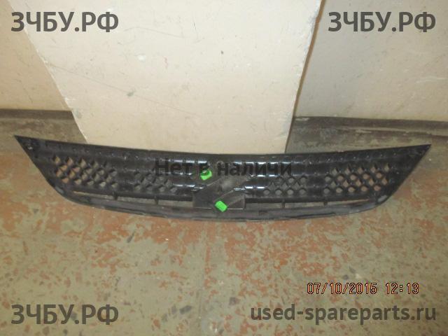 Suzuki SX4 (1) Решетка радиатора