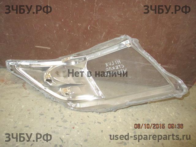 Toyota Hi Lux (3) Pick Up Фара левая