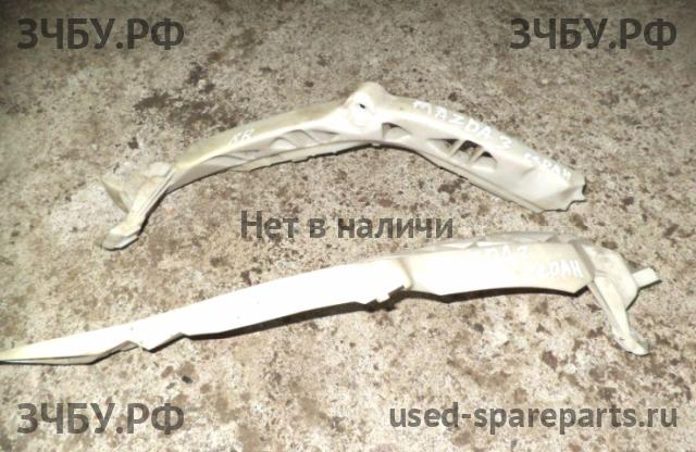 Mazda 3 [BK] Направляющая переднего бампера