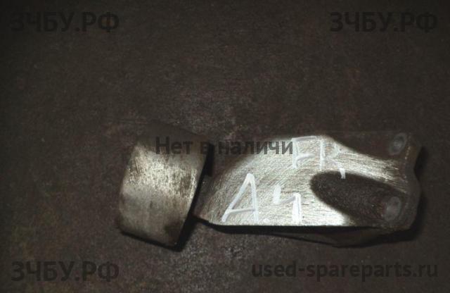 Audi A4 [B5] Кронштейн