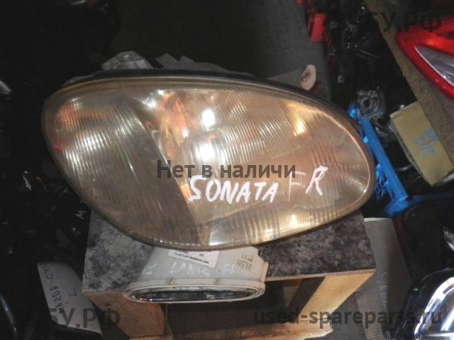 Hyundai Sonata 4 Фара правая
