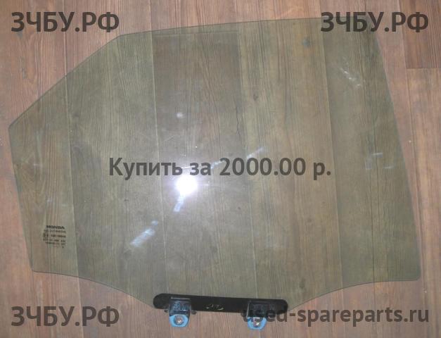 Honda Civic 8 (4D) Стекло двери задней правой