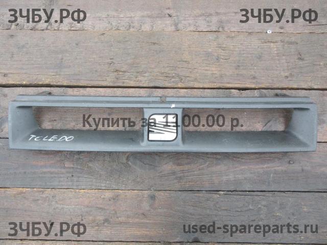 Seat Toledo 1 (1L) Решетка радиатора