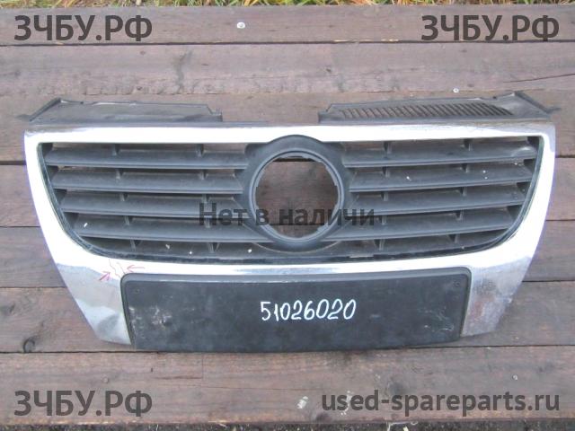 Volkswagen Passat B6 Решетка радиатора