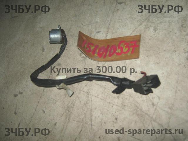 Subaru Legacy 2 (B11) Группа контактная замка зажигания
