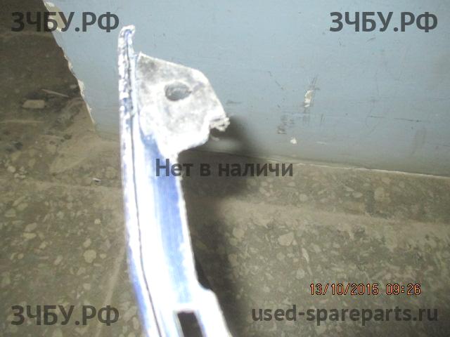 Hyundai i30 (1) [FD] Бампер передний