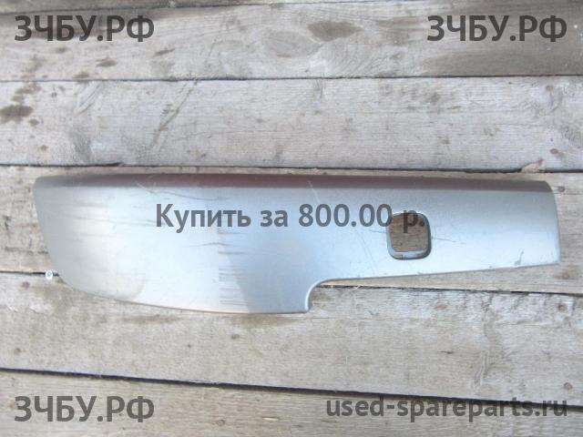 Renault Megane 2 Накладка