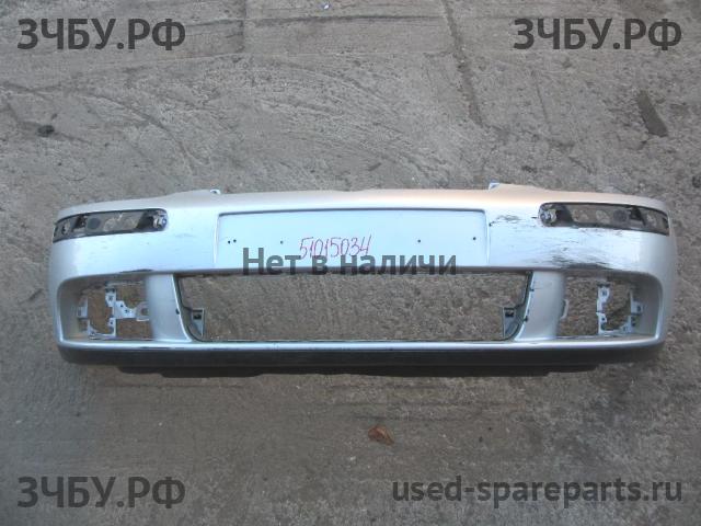 Volkswagen Golf 5 Бампер передний