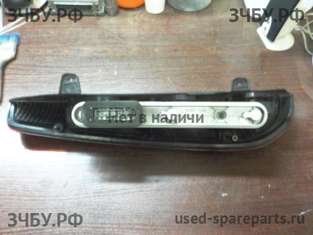Ford Focus 2 Фонарь правый