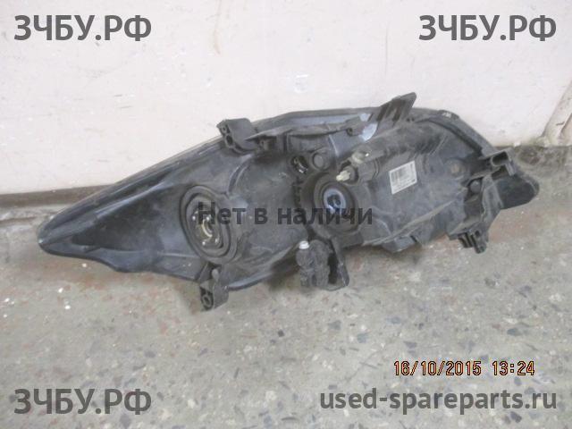 Toyota Auris 1 (E150) Фара левая