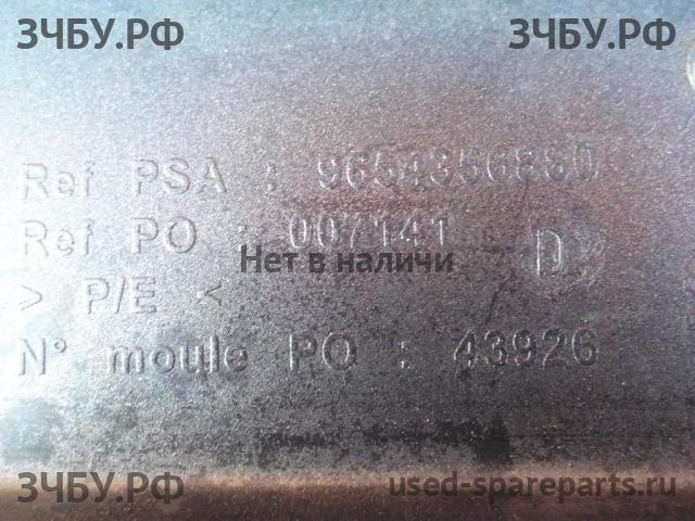 Peugeot 207 Бампер передний
