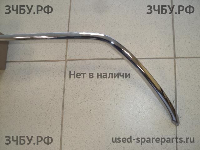 Toyota Camry 7 (V50) Решетка в бампер