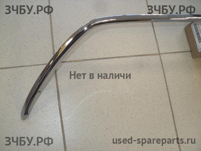 Toyota Camry 7 (V50) Решетка в бампер