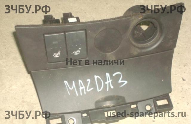 Mazda 3 [BK] Кнопка обогрева сидений
