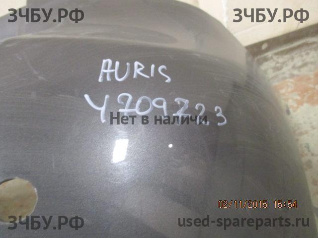 Toyota Auris 1 (E150) Бампер задний
