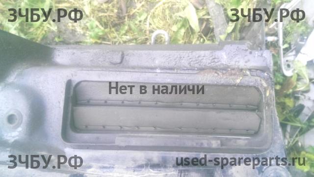 Chevrolet Cruze 1 Решетка вентиляционная