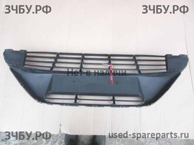 Ford C-MAX 2 Решетка в бампер