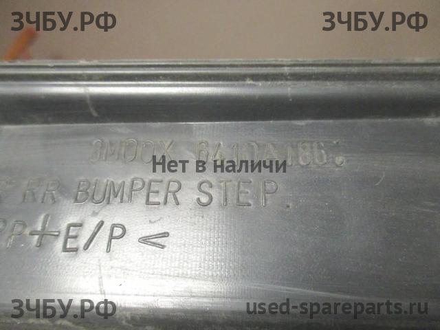 Mitsubishi Pajero/Montero 4 Накладка заднего бампера