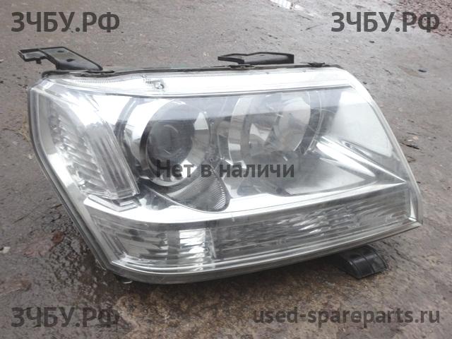 Suzuki Grand Vitara 2 (HT) Фара правая