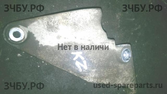 Chevrolet Cruze 1 Кронштейн генератора