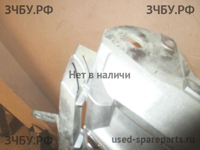 Toyota RAV 4 (3) Решетка радиатора