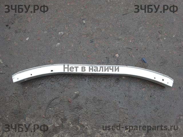 Opel Astra H Усилитель бампера передний