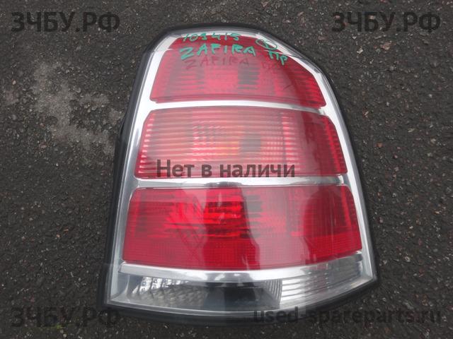 Opel Zafira B Фонарь правый