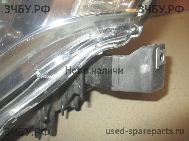 Mitsubishi Pajero/Montero 4 Фара левая