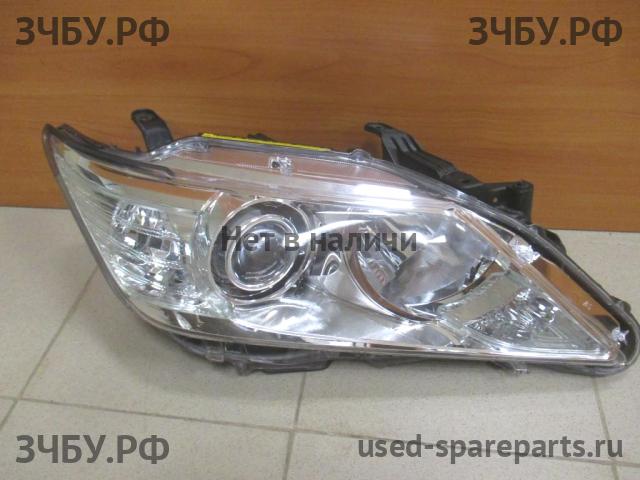 Toyota Camry 7 (V50) Фара правая
