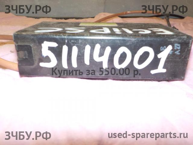 Toyota Corolla (E12) Блок электронный