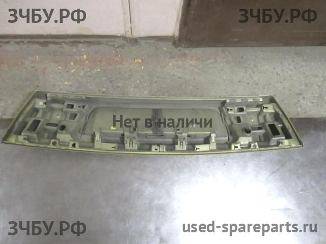 Citroen C4 Picasso (1) Накладка на дверь багажника