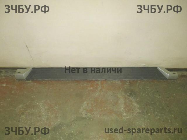 Mitsubishi Pajero/Montero 4 Подножка