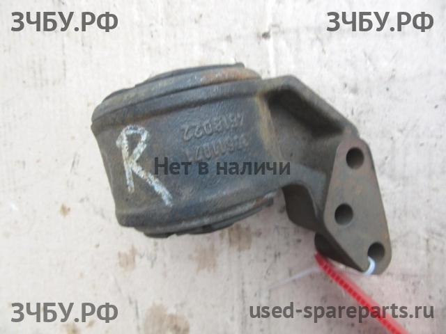 Volvo S40 (3) Опора двигателя