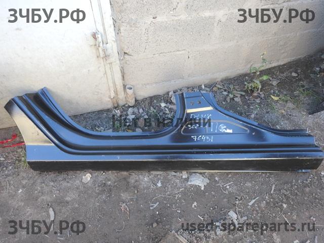 Peugeot 308 Порог правый
