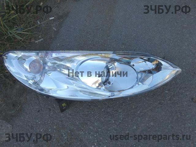 Peugeot 407 Фара правая