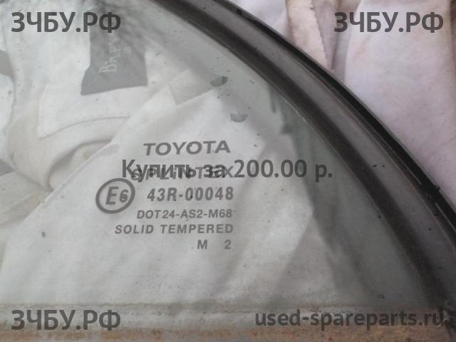 Toyota Avensis 2 Стекло двери задней левой (форточка)