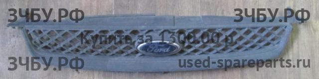 Ford Fiesta 5 Решетка радиатора