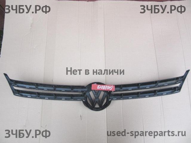 Volkswagen Golf 5 Plus Молдинг решетки радиатора