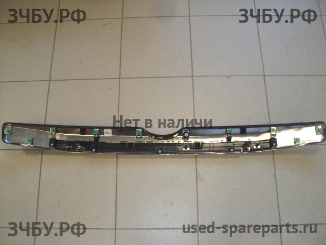 Toyota Land Cruiser 150 (PRADO) Накладка на дверь багажника