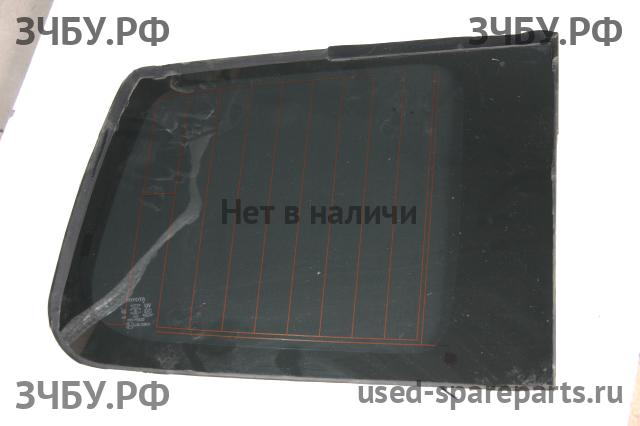 Toyota Land Cruiser 200 Стекло кузовное глухое левое