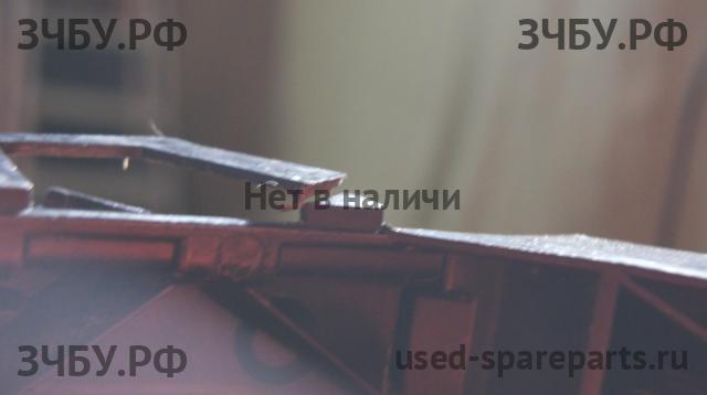 Ford Mondeo 4 Панель передняя (телевизор)